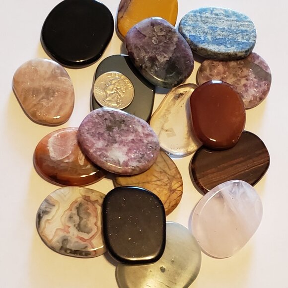 1 pound Assorted Palm Stones - Picture 1 of 1